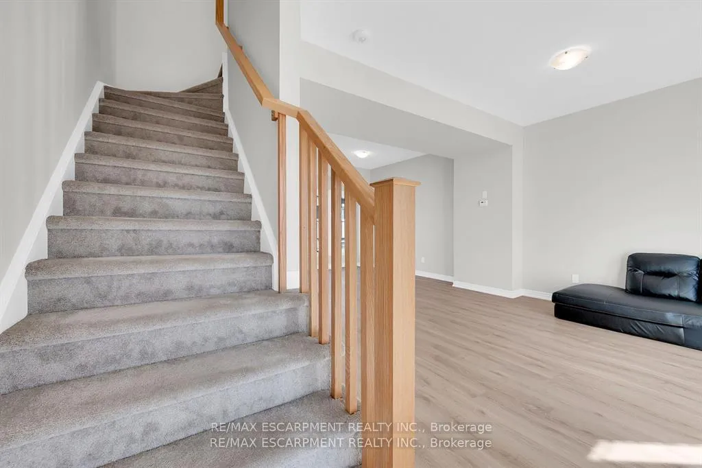 Photo 20 of Unit 5, 19 Picardy Drive, Hamilton, Stoney Creek Mountain — HOMEH