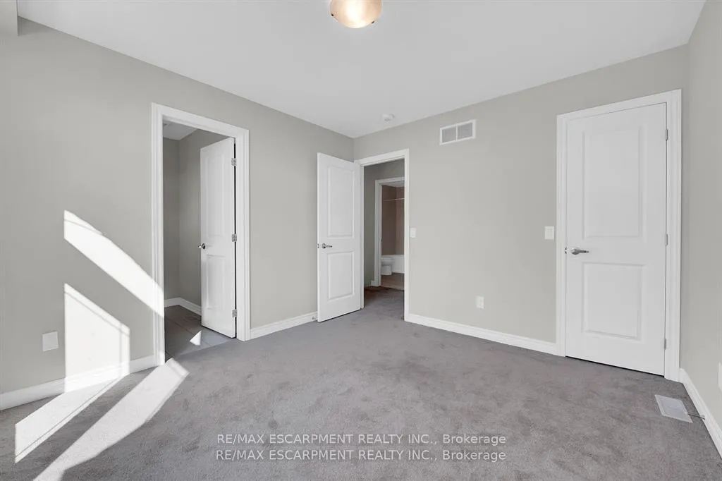 Photo 24 of Unit 5, 19 Picardy Drive, Hamilton, Stoney Creek Mountain — HOMEH