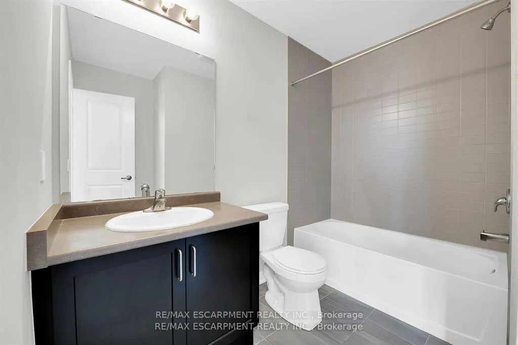 Photo 27 of Unit 5, 19 Picardy Drive, Hamilton, Stoney Creek Mountain — HOMEH