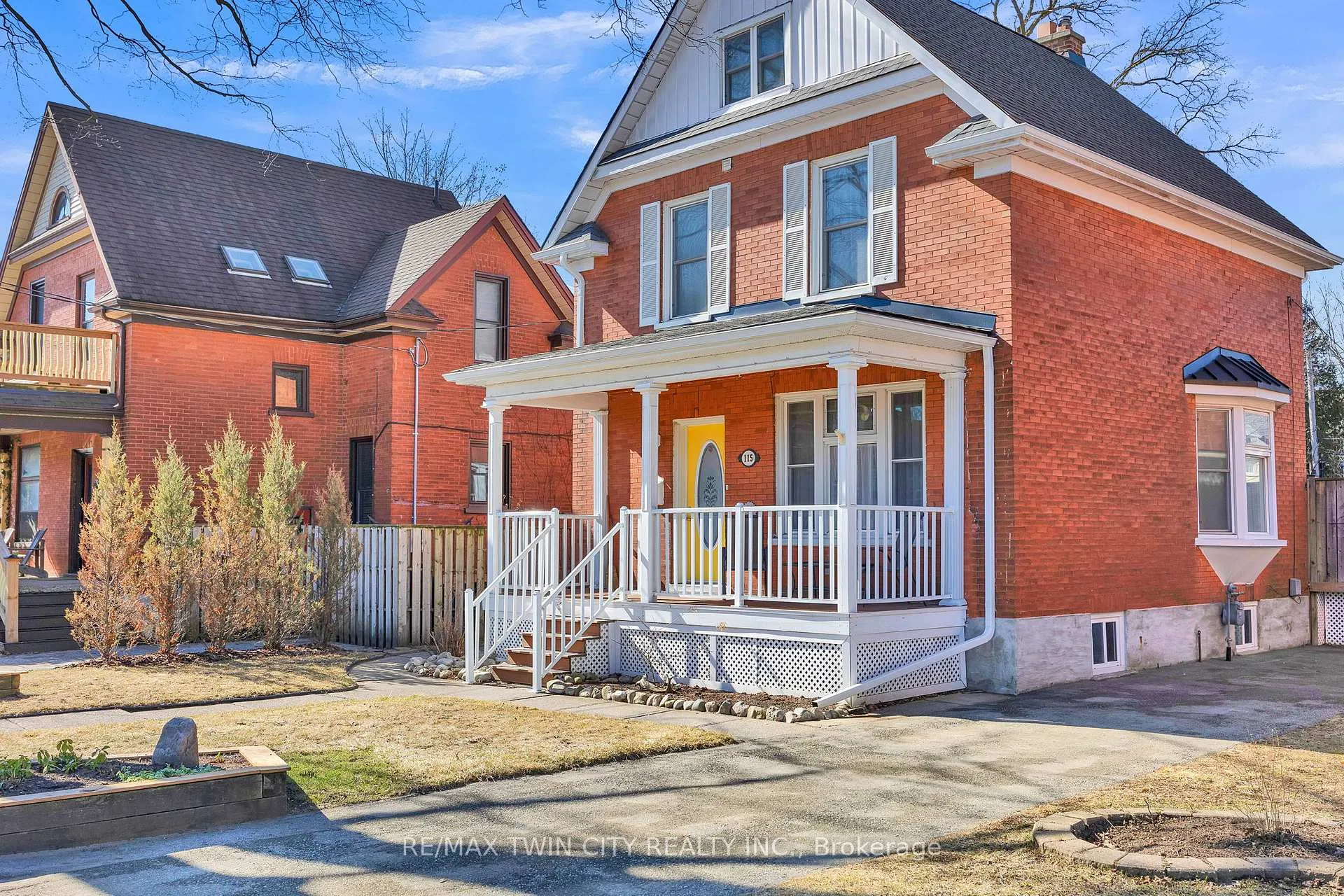 Photo 2 of 115 Locust Street, Kitchener — HOMEH