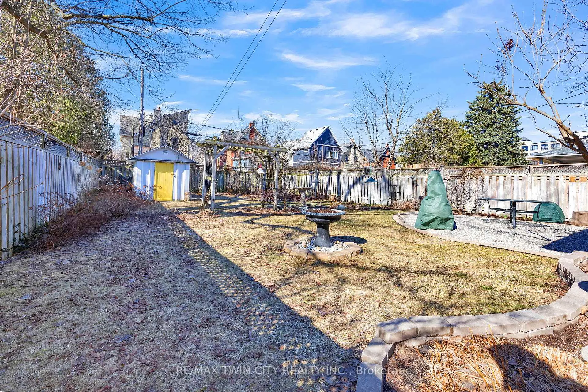 Photo 3 of 115 Locust Street, Kitchener — HOMEH