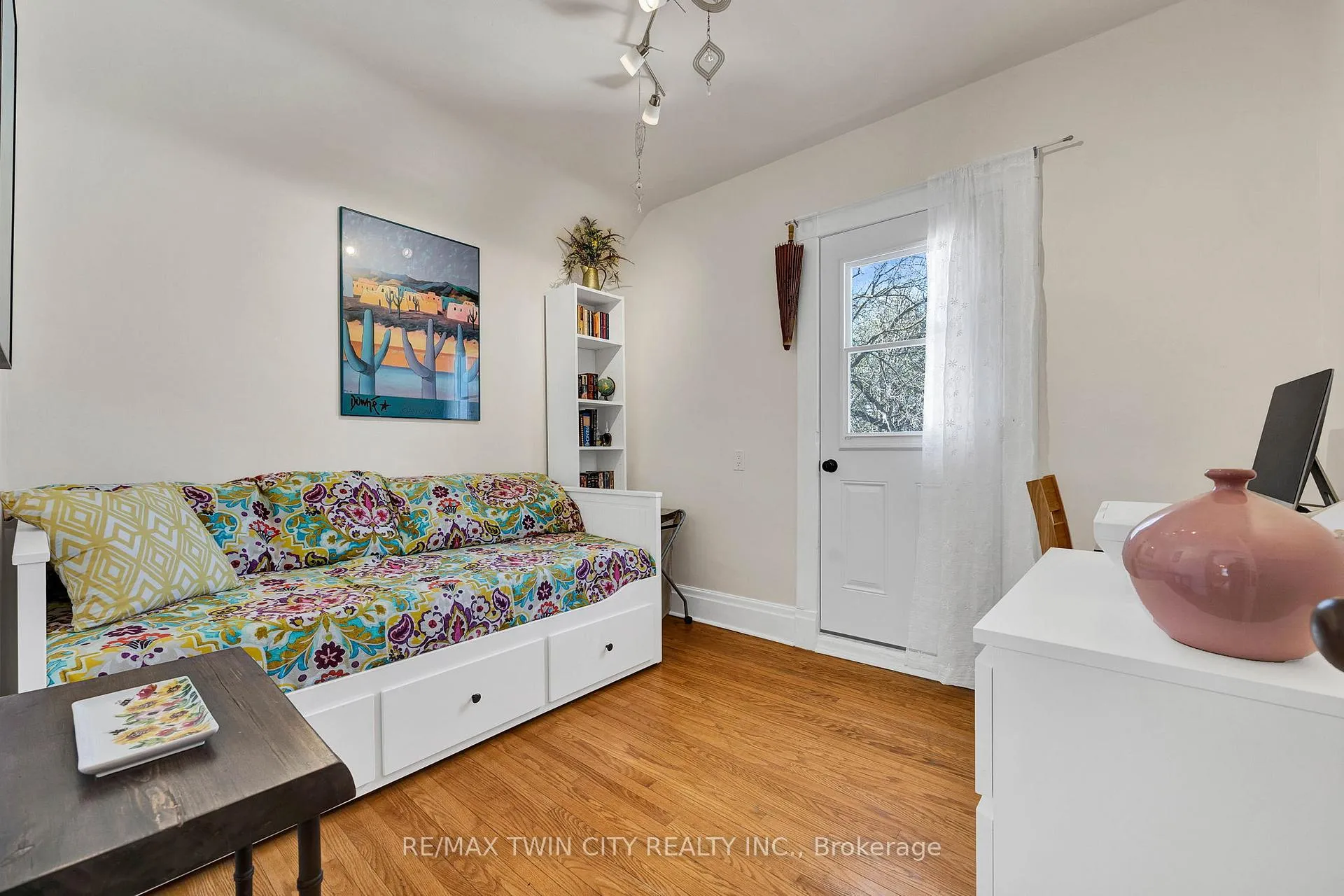 Photo 16 of 115 Locust Street, Kitchener — HOMEH