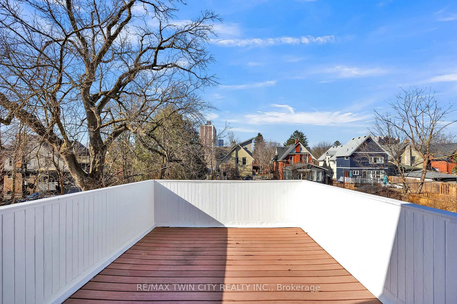 Photo 17 of 115 Locust Street, Kitchener — HOMEH