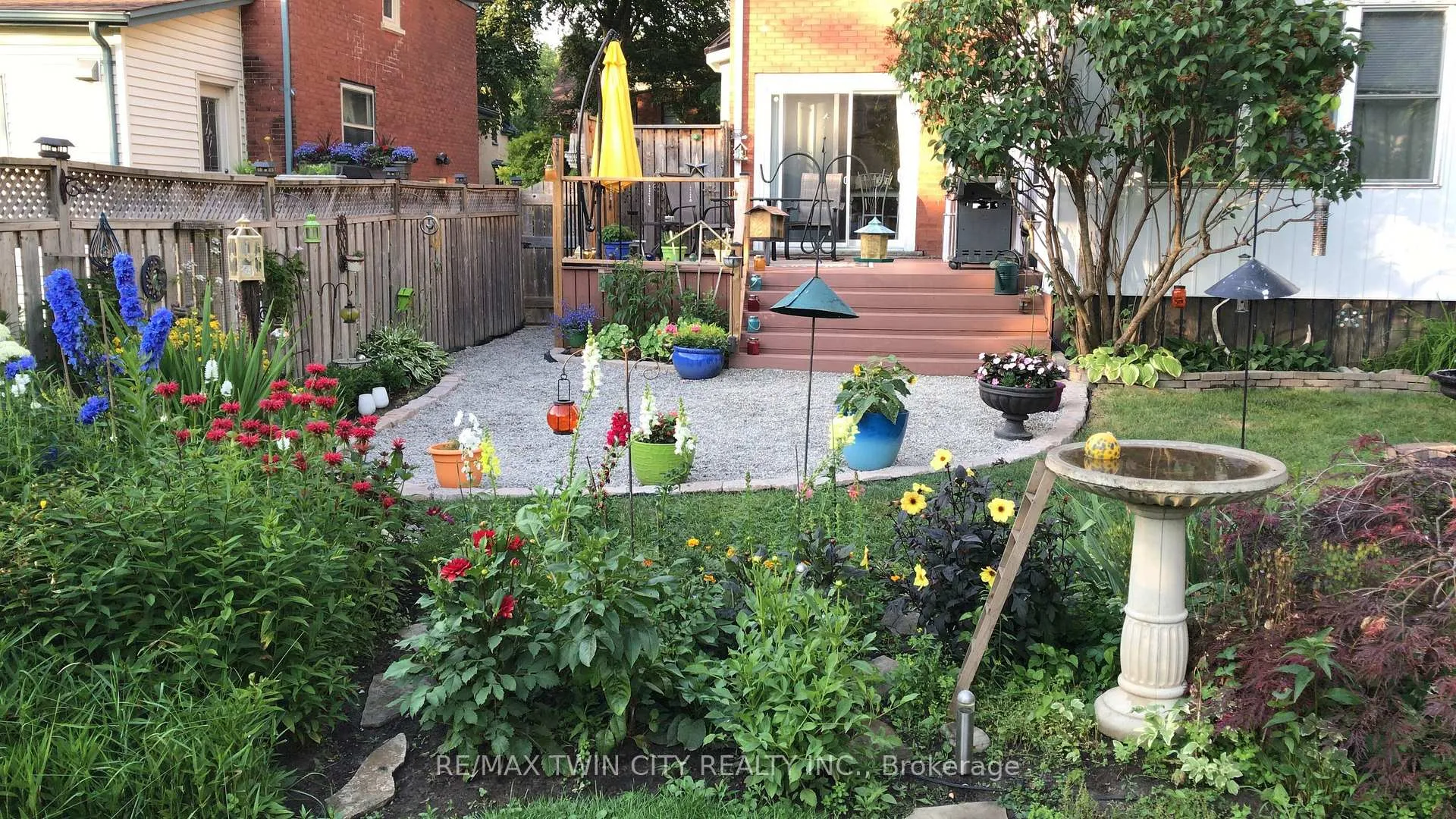 Photo 39 of 115 Locust Street, Kitchener — HOMEH