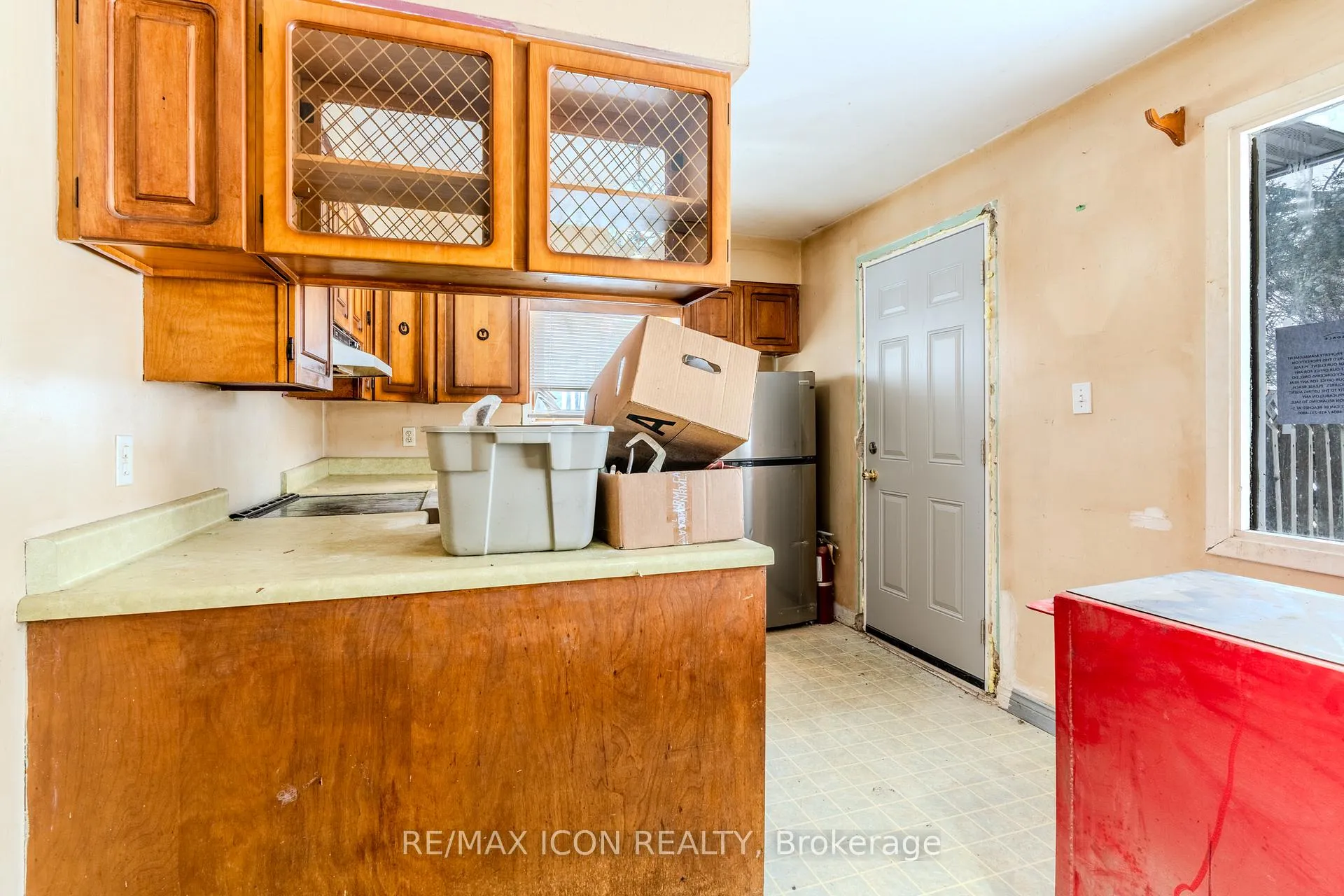 Photo 10 of 263 Fergus Avenue, Kitchener — HOMEH
