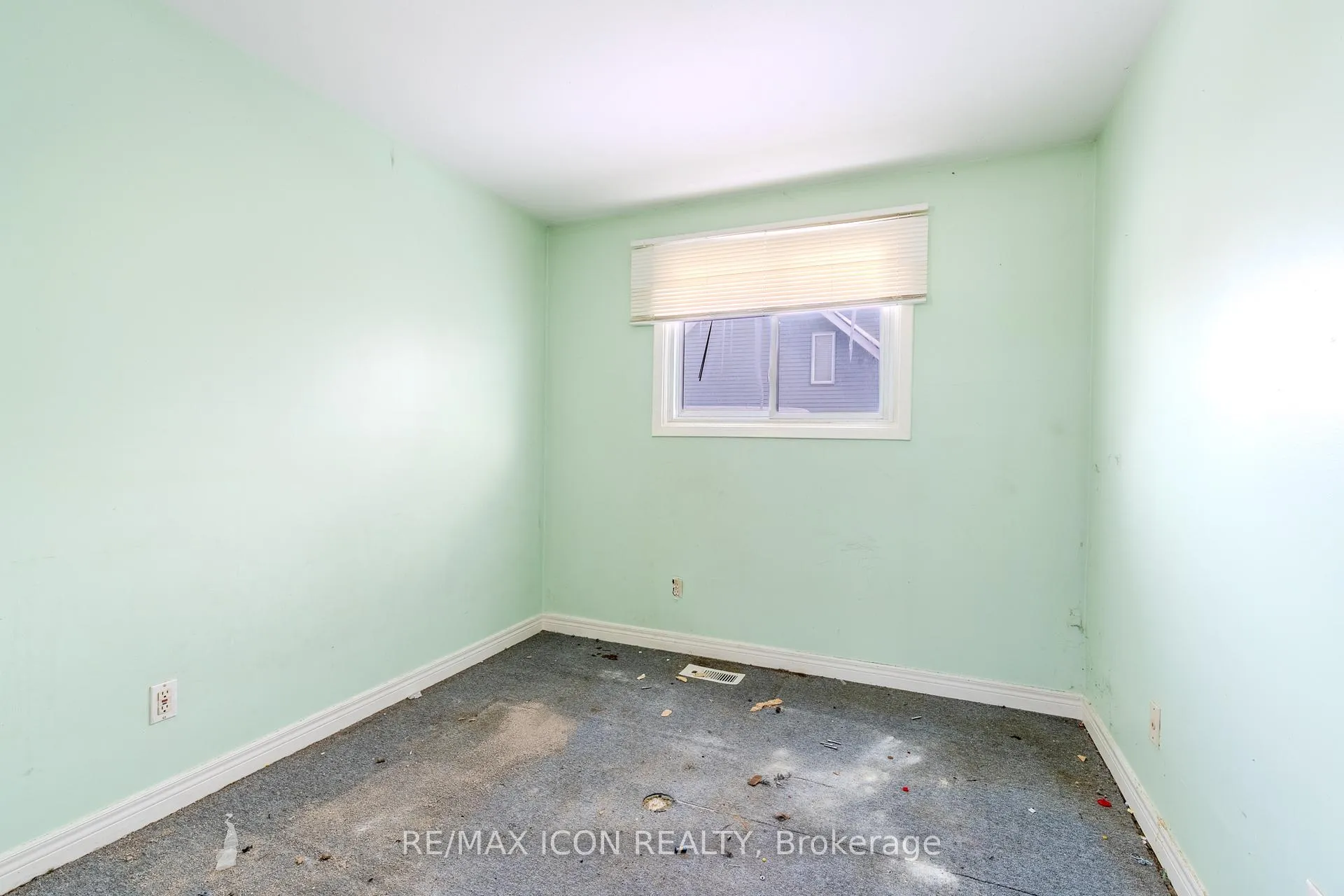 Photo 14 of 263 Fergus Avenue, Kitchener — HOMEH
