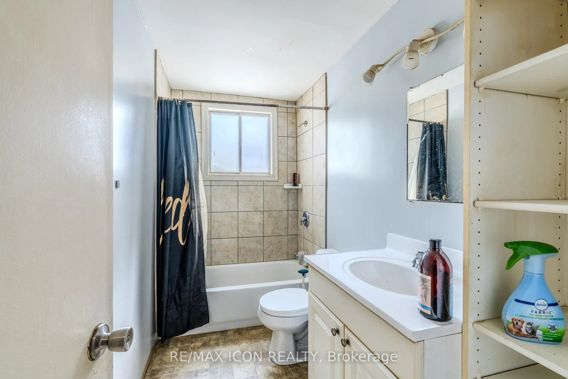 Photo 19 of 263 Fergus Avenue, Kitchener — HOMEH