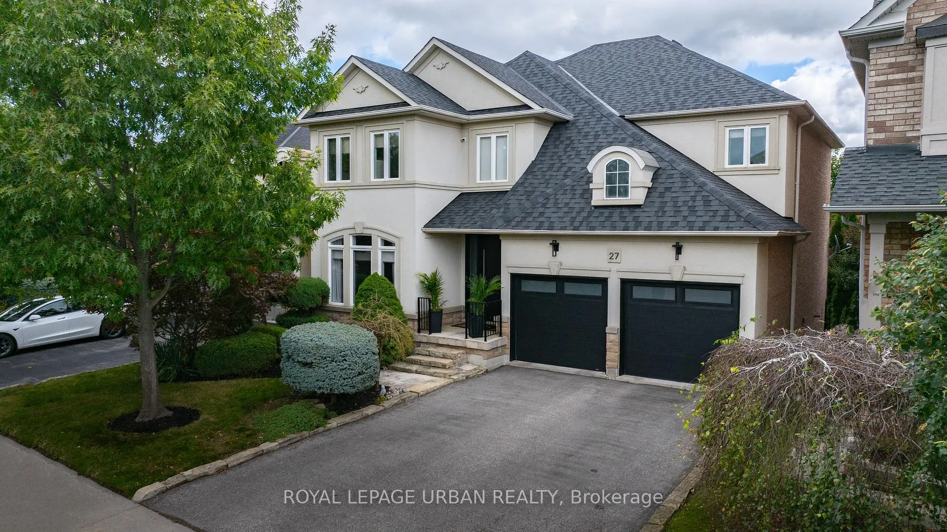 Front of 27 Lightheart Drive