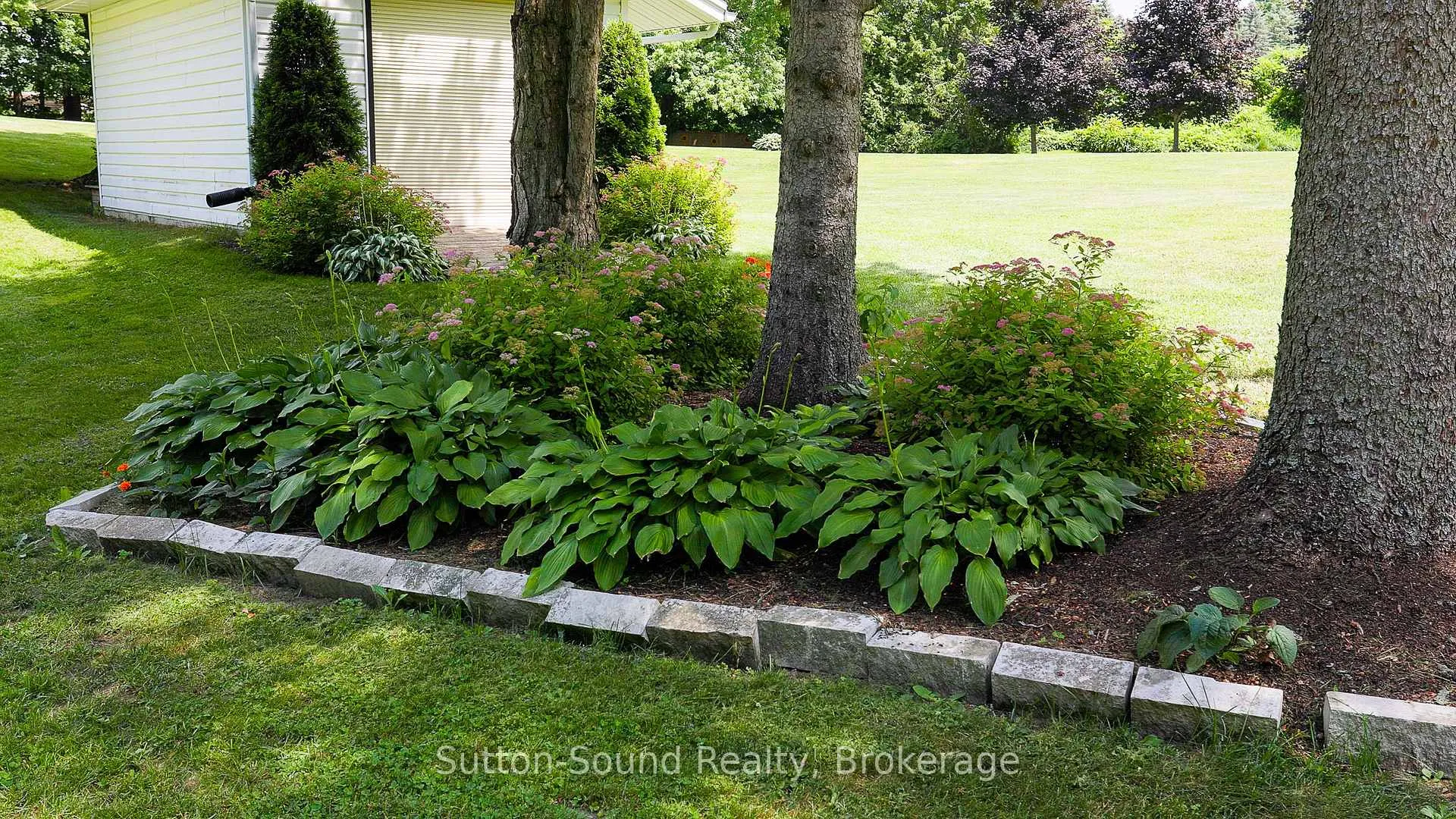 Photo 16 of 718462 Highway 6, Hamilton, Rural Flamborough — HOMEH