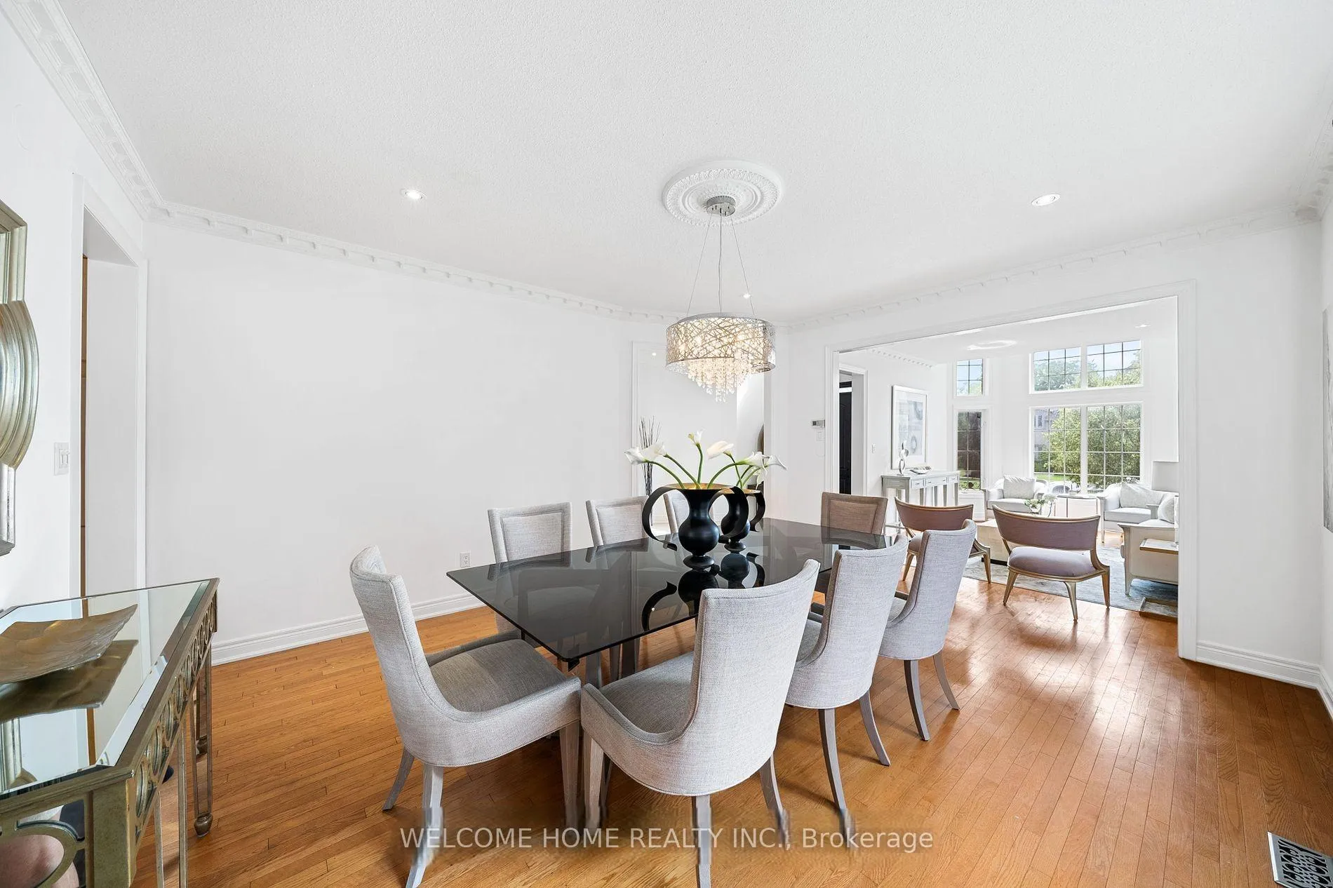 Photo 10 of 198 Treelawn Boulevard, Vaughan, Kleinburg — HOMEH