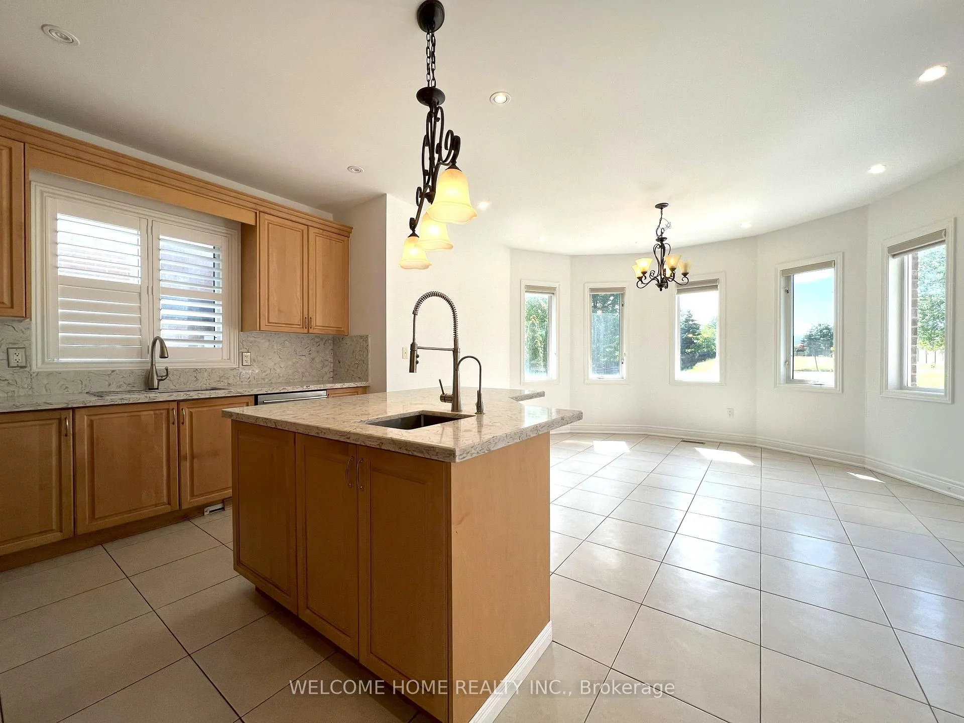 Photo 21 of 198 Treelawn Boulevard, Vaughan, Kleinburg — HOMEH