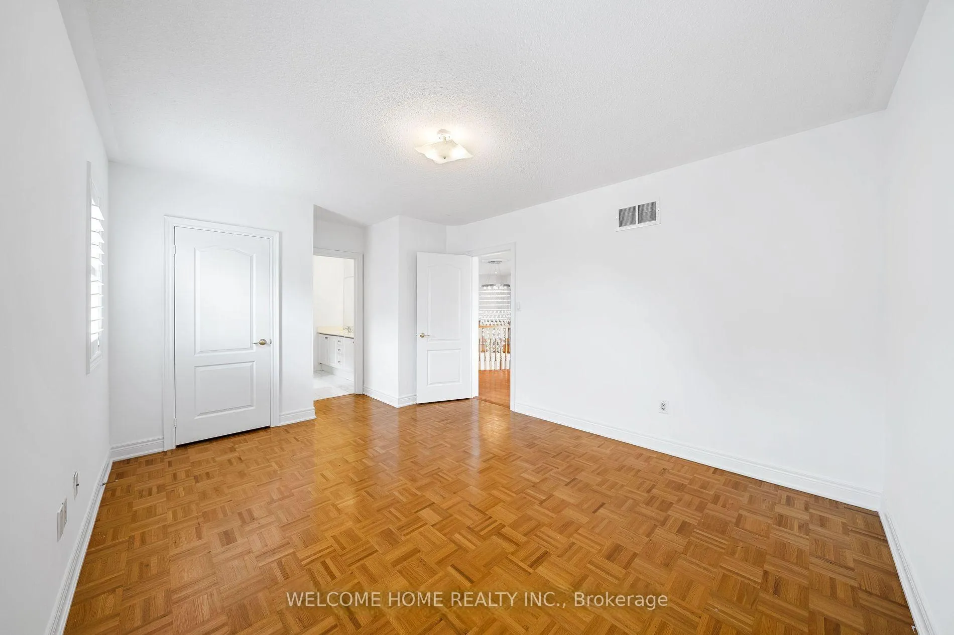 Photo 34 of 198 Treelawn Boulevard, Vaughan, Kleinburg — HOMEH