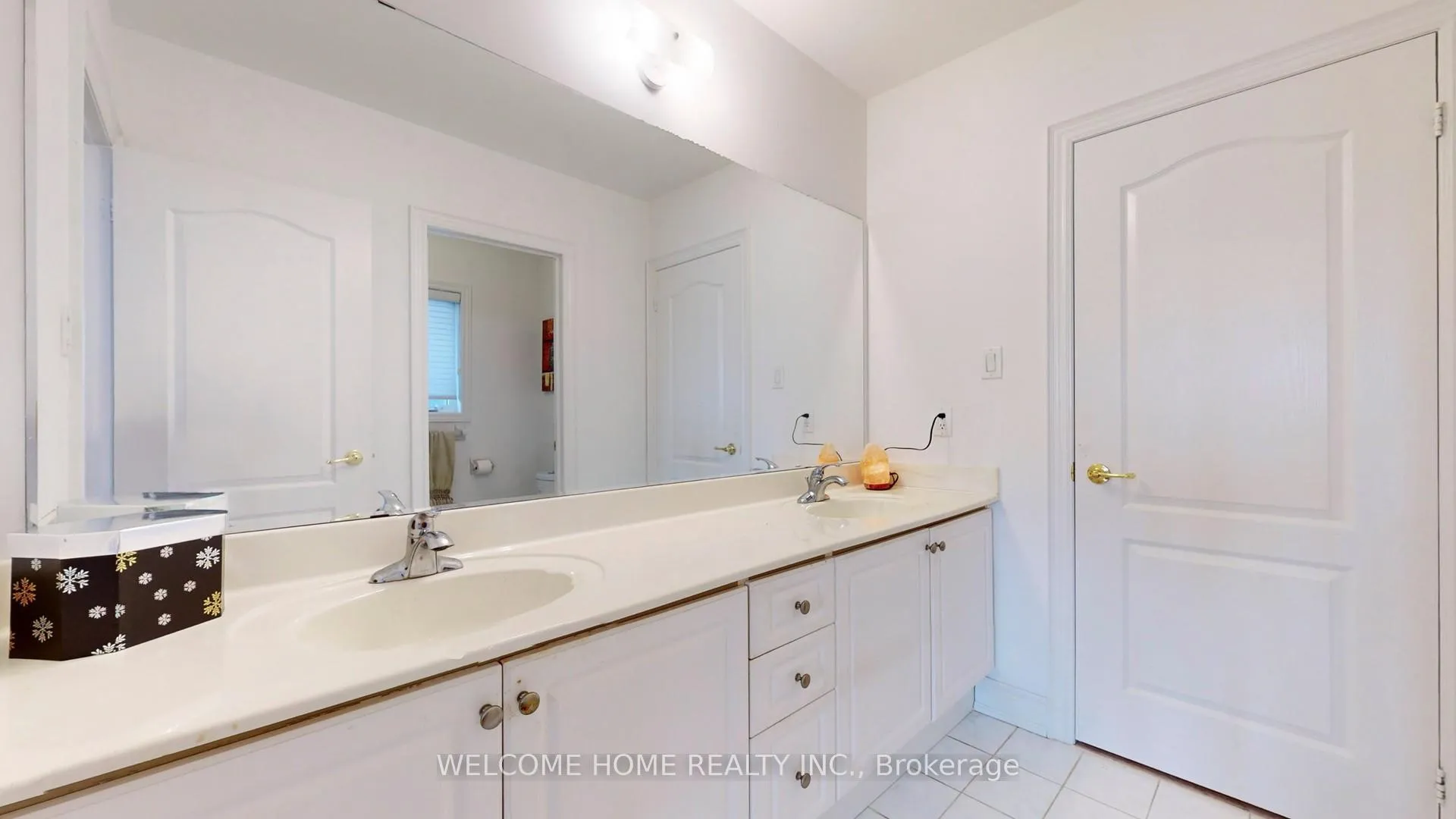 Photo 36 of 198 Treelawn Boulevard, Vaughan, Kleinburg — HOMEH