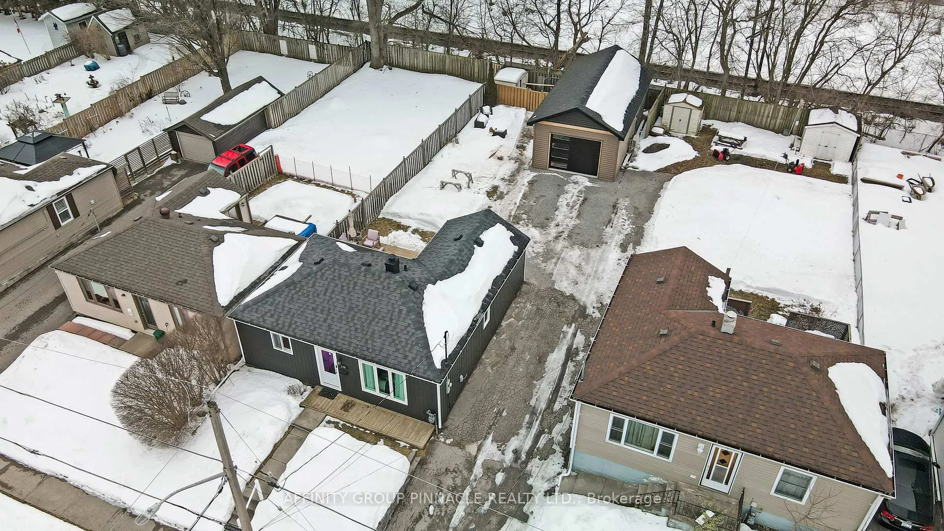 Photo 3 of 199 Marquette Avenue, Oshawa, Central — HOMEH