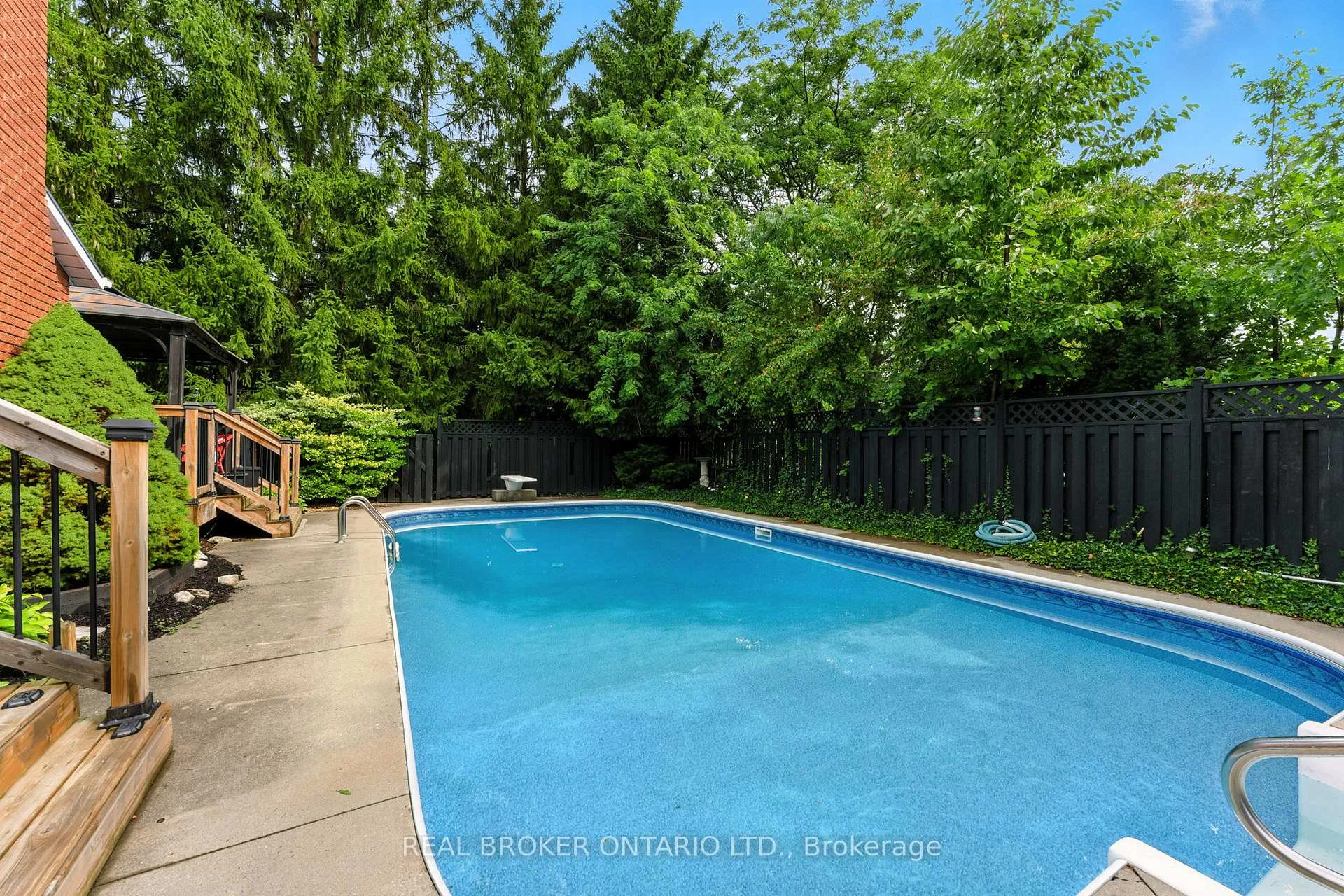 Photo 37 of 18 Isabel Drive, Brant, Brantford Twp — HOMEH