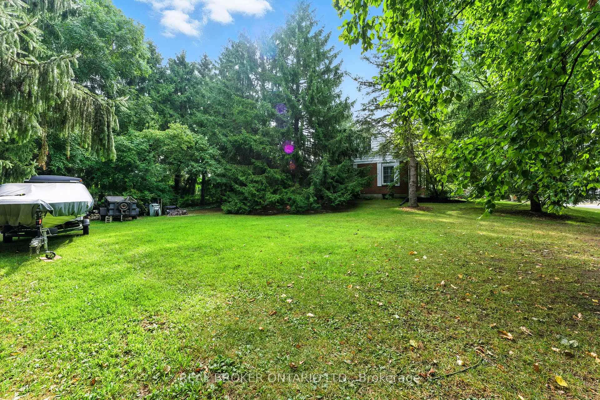Photo 42 of 18 Isabel Drive, Brant, Brantford Twp — HOMEH
