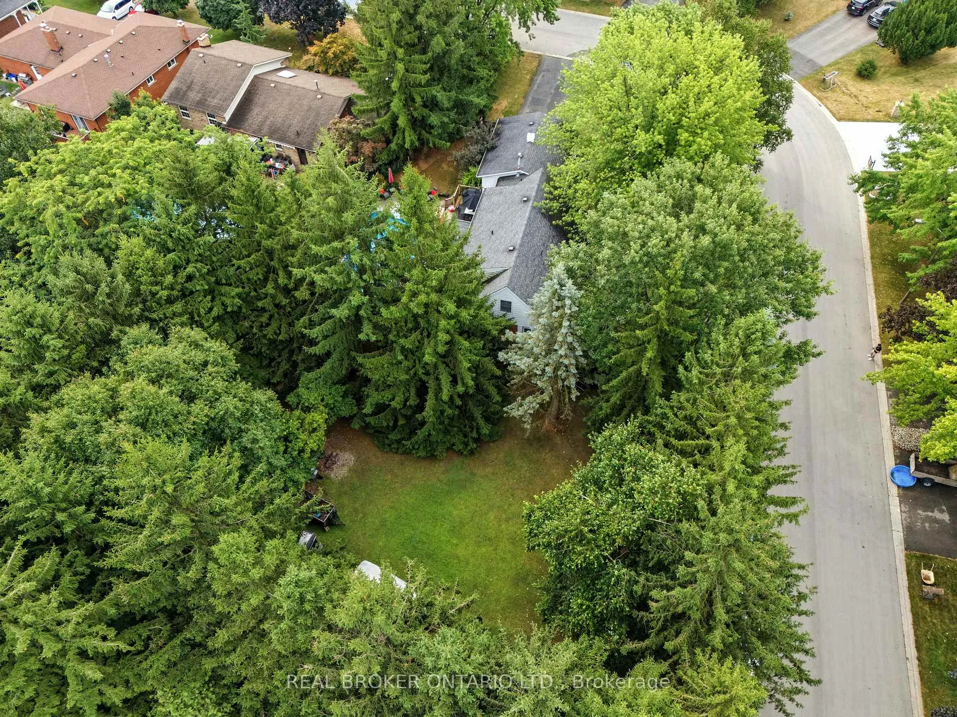 Photo 47 of 18 Isabel Drive, Brant, Brantford Twp — HOMEH