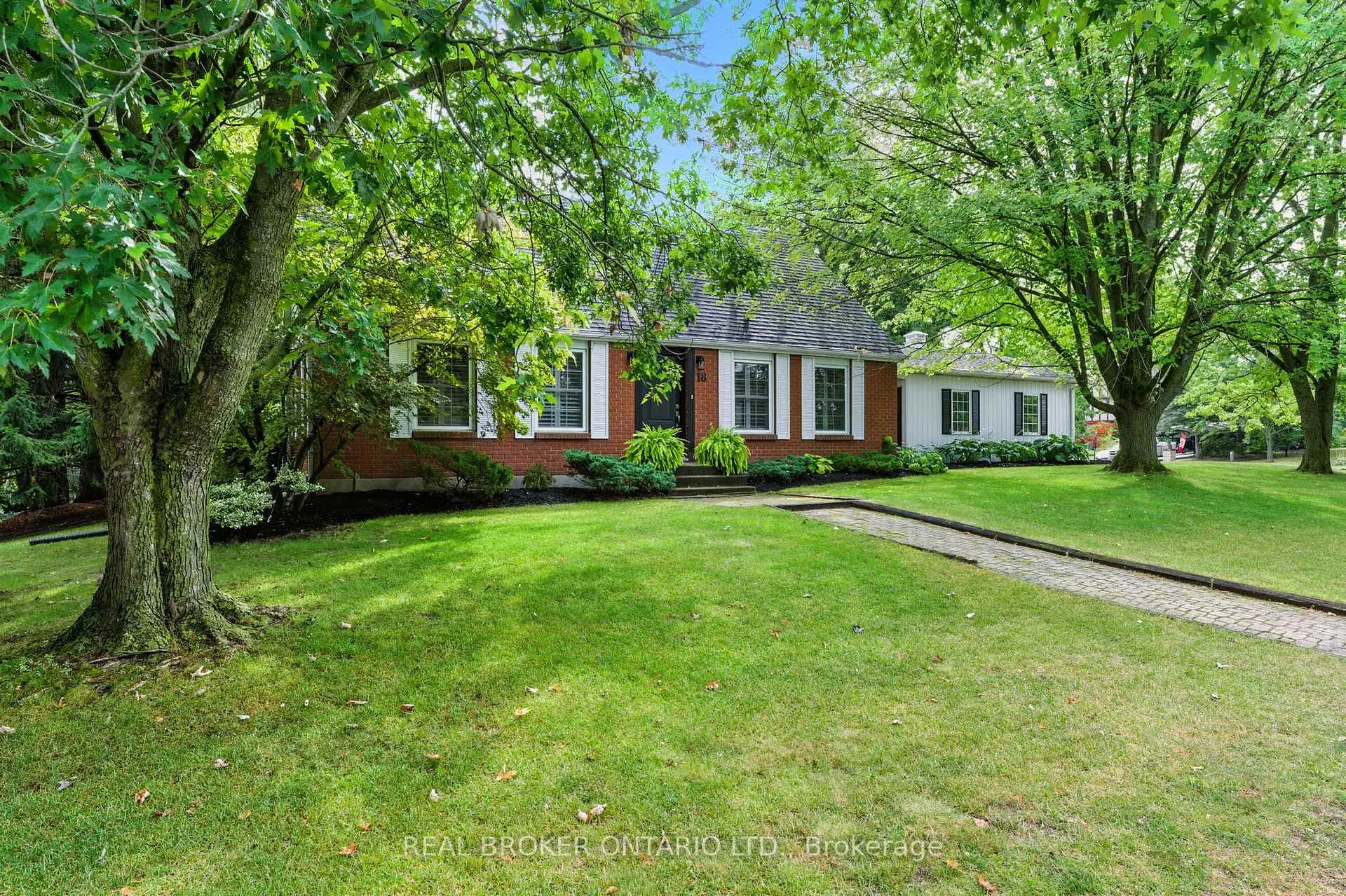 Photo 49 of 18 Isabel Drive, Brant, Brantford Twp — HOMEH