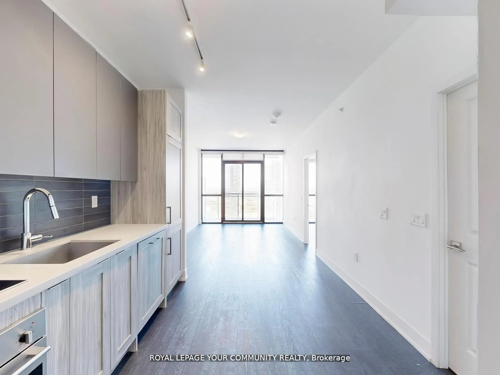Photo 9 of Unit 3306, 2908 Highway 7, Vaughan, Concord — HOMEH