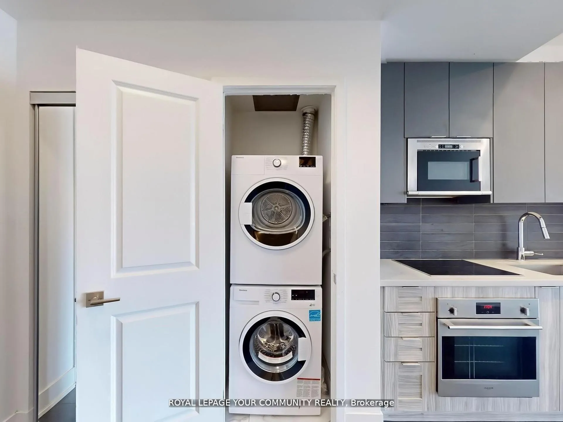 Photo 21 of Unit 3306, 2908 Highway 7, Vaughan, Concord — HOMEH
