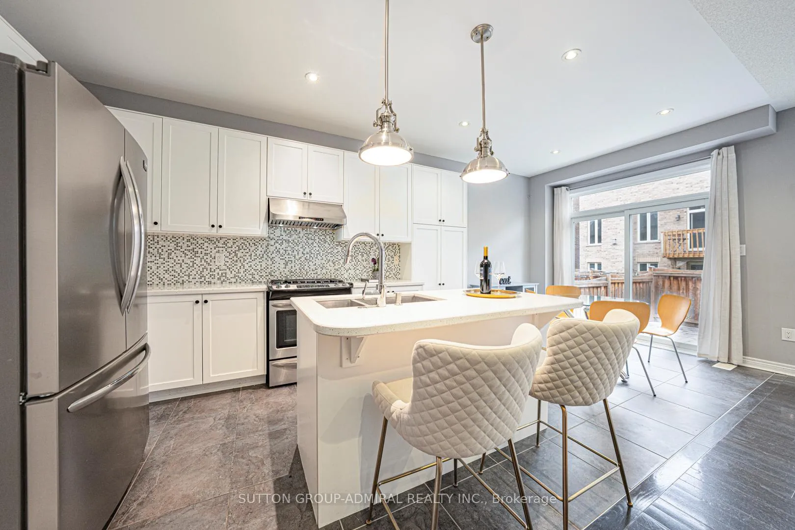 Photo 11 of 28 Manila Avenue, Markham, Berczy — HOMEH
