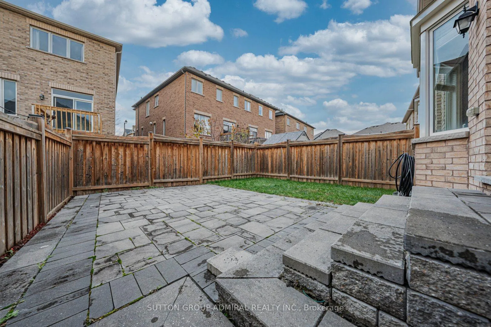 Photo 28 of 28 Manila Avenue, Markham, Berczy — HOMEH