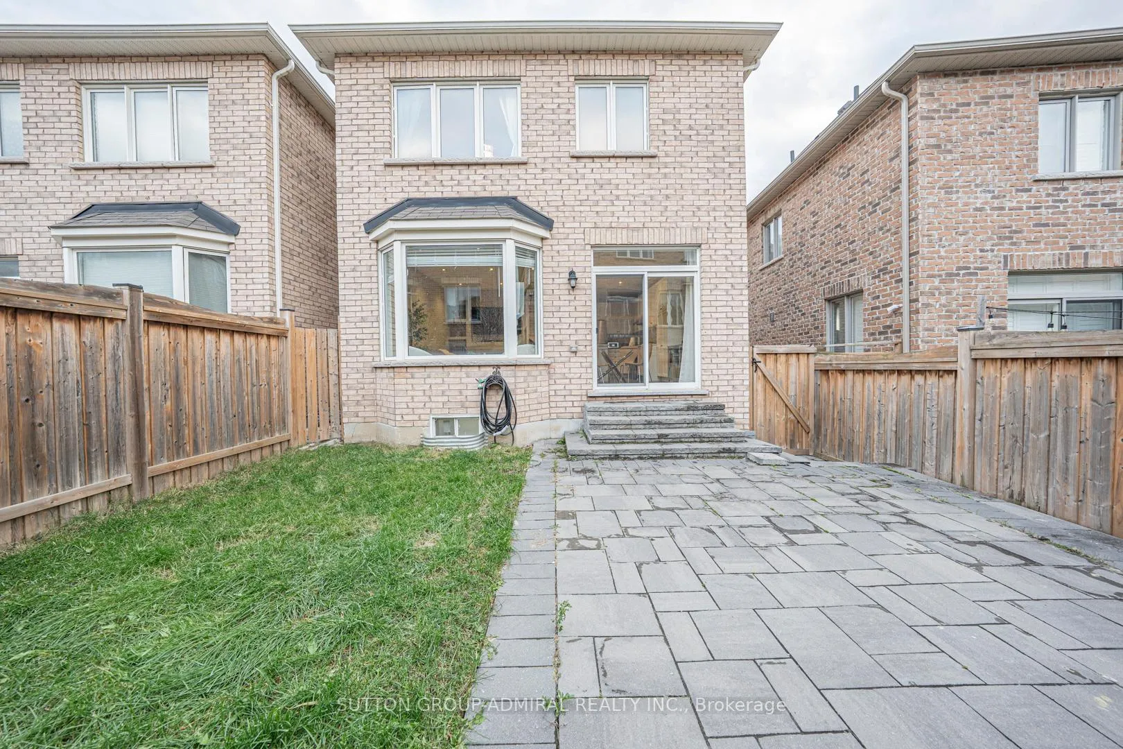Photo 29 of 28 Manila Avenue, Markham, Berczy — HOMEH