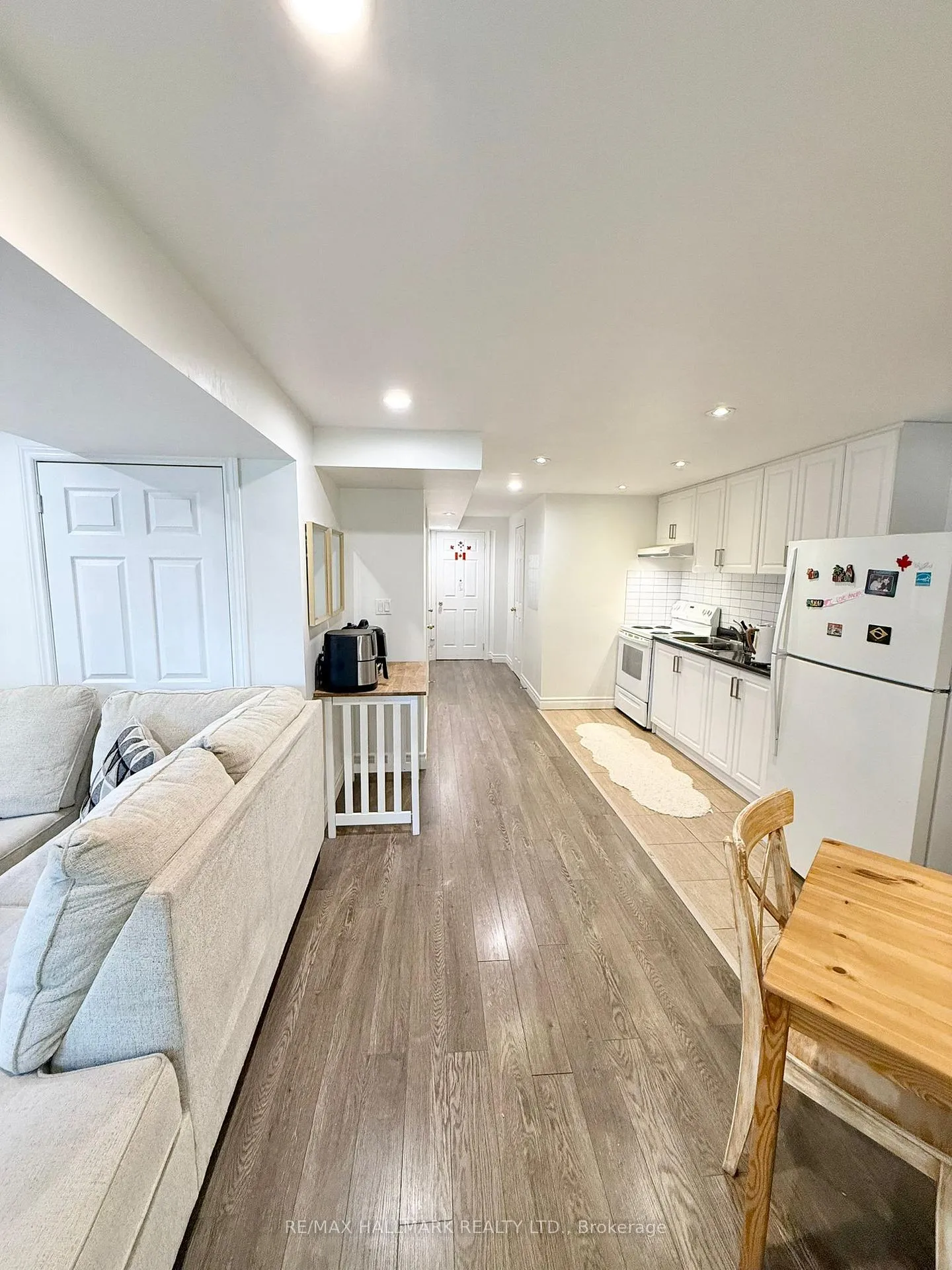 Photo 5 of Unit BSMT, 167 Downey Circle, Aurora, Bayview Wellington — HOMEH