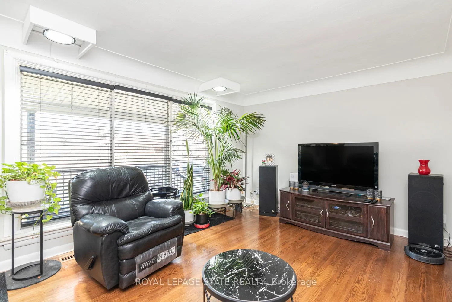Photo 7 of 7 Cherrywood Drive, Hamilton, Stoney Creek — HOMEH
