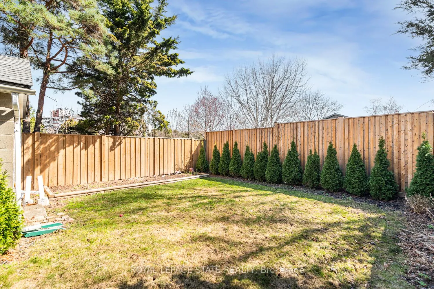Photo 37 of 7 Cherrywood Drive, Hamilton, Stoney Creek — HOMEH