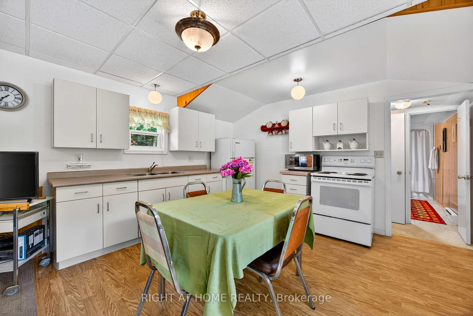 Photo 7 of 1350 Coopers Falls Road, Ramara, Rural Ramara — HOMEH