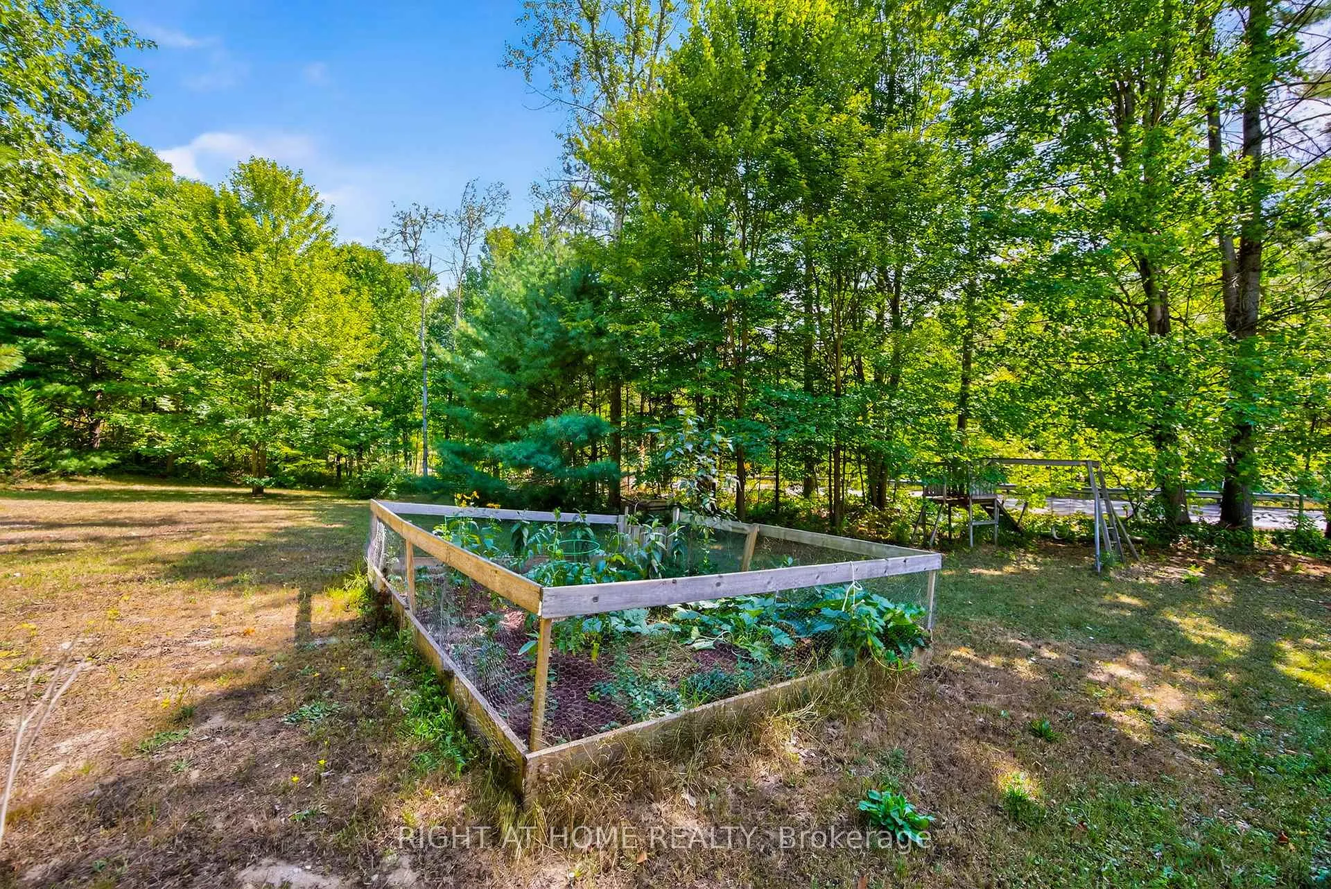 Photo 16 of 1350 Coopers Falls Road, Ramara, Rural Ramara — HOMEH
