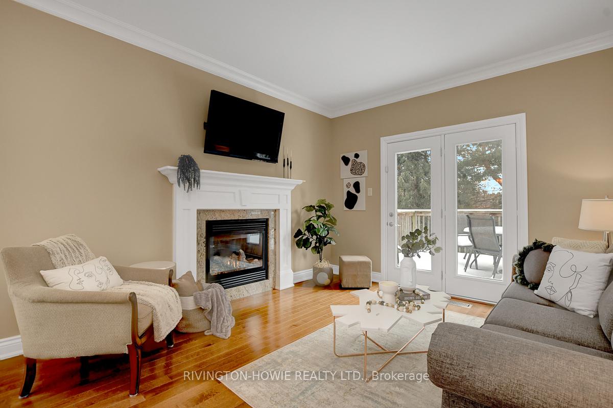 Photo 5 of 617 Meadowridge Circle, Ottawa, Carp — HOMEH