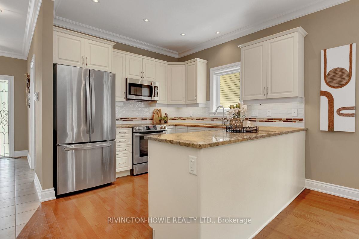 Photo 9 of 617 Meadowridge Circle, Ottawa, Carp — HOMEH