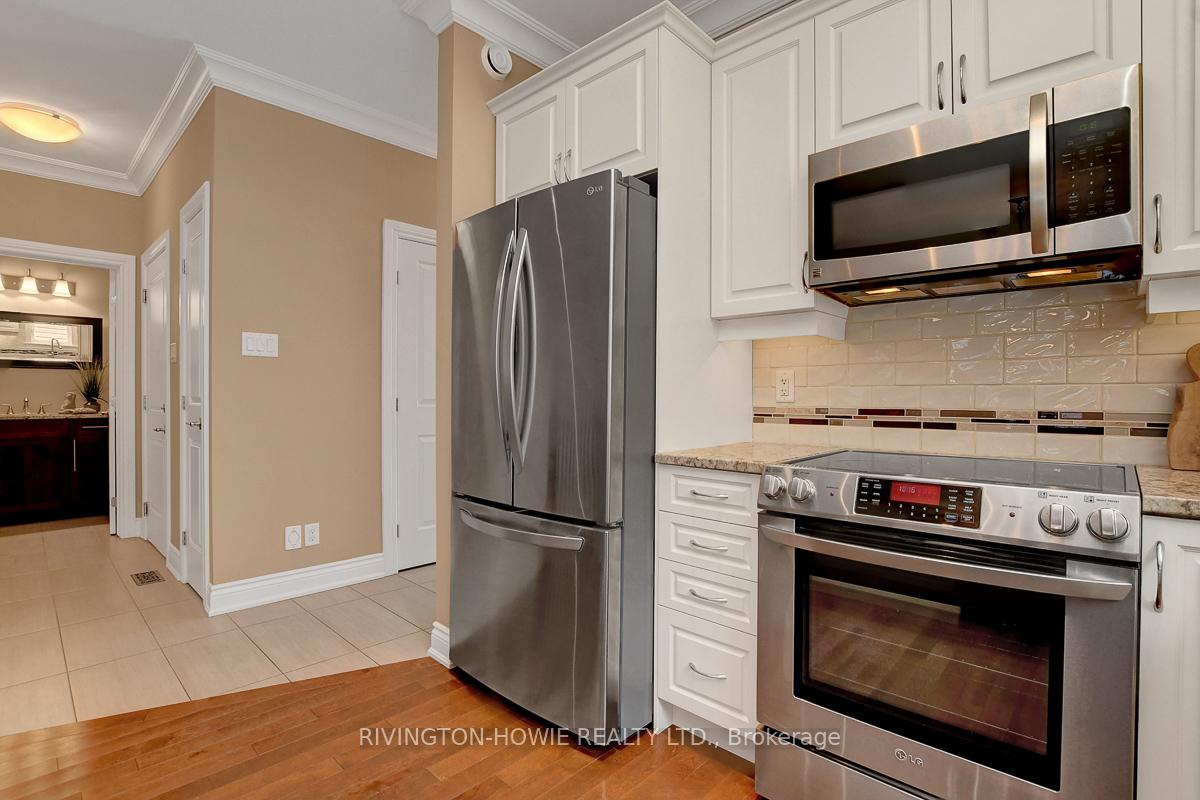 Photo 13 of 617 Meadowridge Circle, Ottawa, Carp — HOMEH