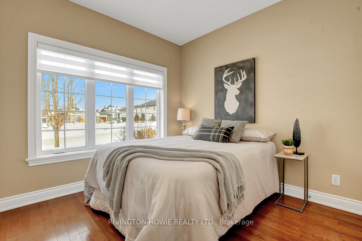 Photo 16 of 617 Meadowridge Circle, Ottawa, Carp — HOMEH
