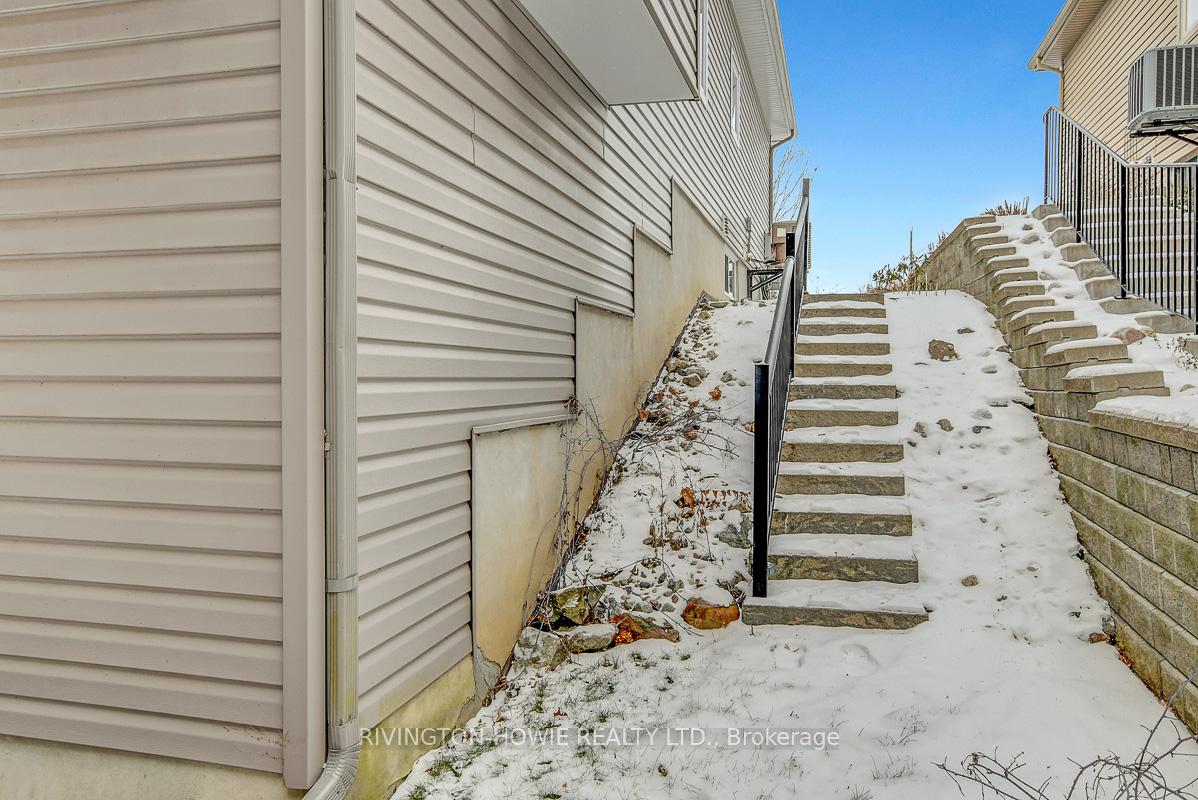 Photo 29 of 617 Meadowridge Circle, Ottawa, Carp — HOMEH