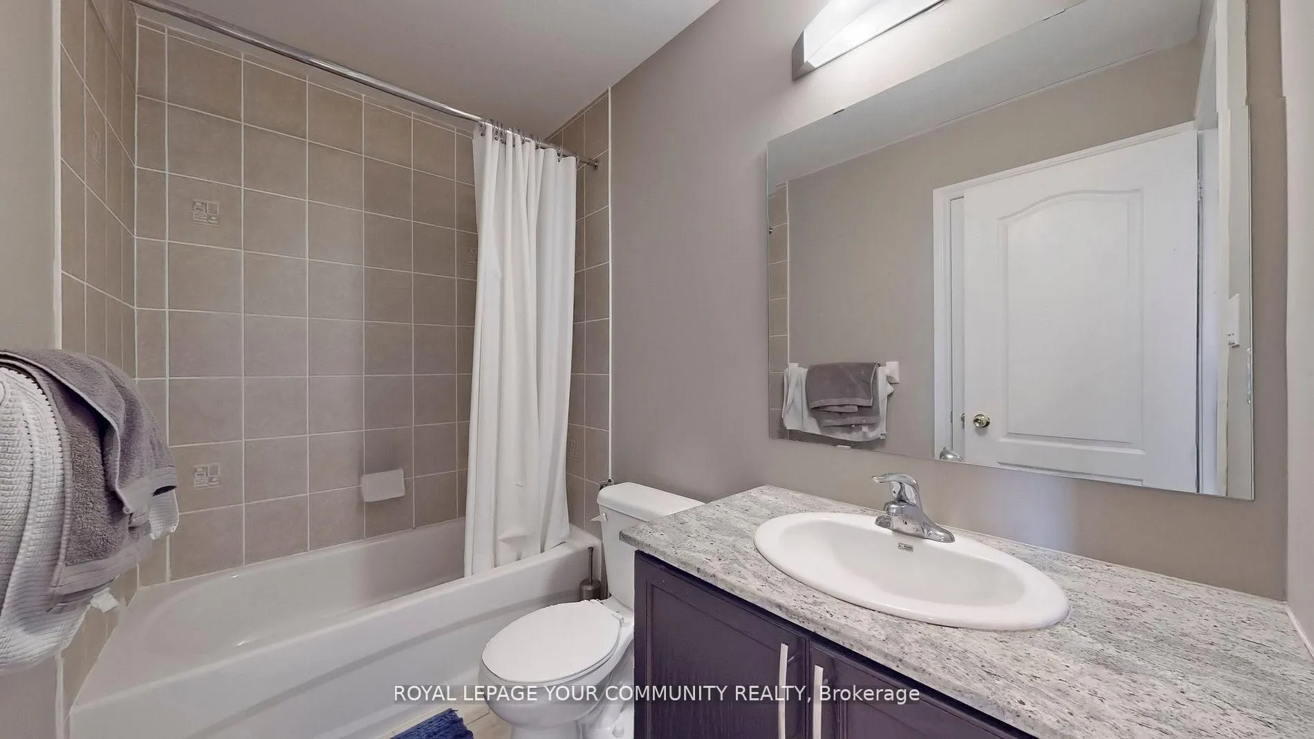 Photo 29 of 52 Donald Butteress Boulevard W, Markham, Cathedraltown — HOMEH