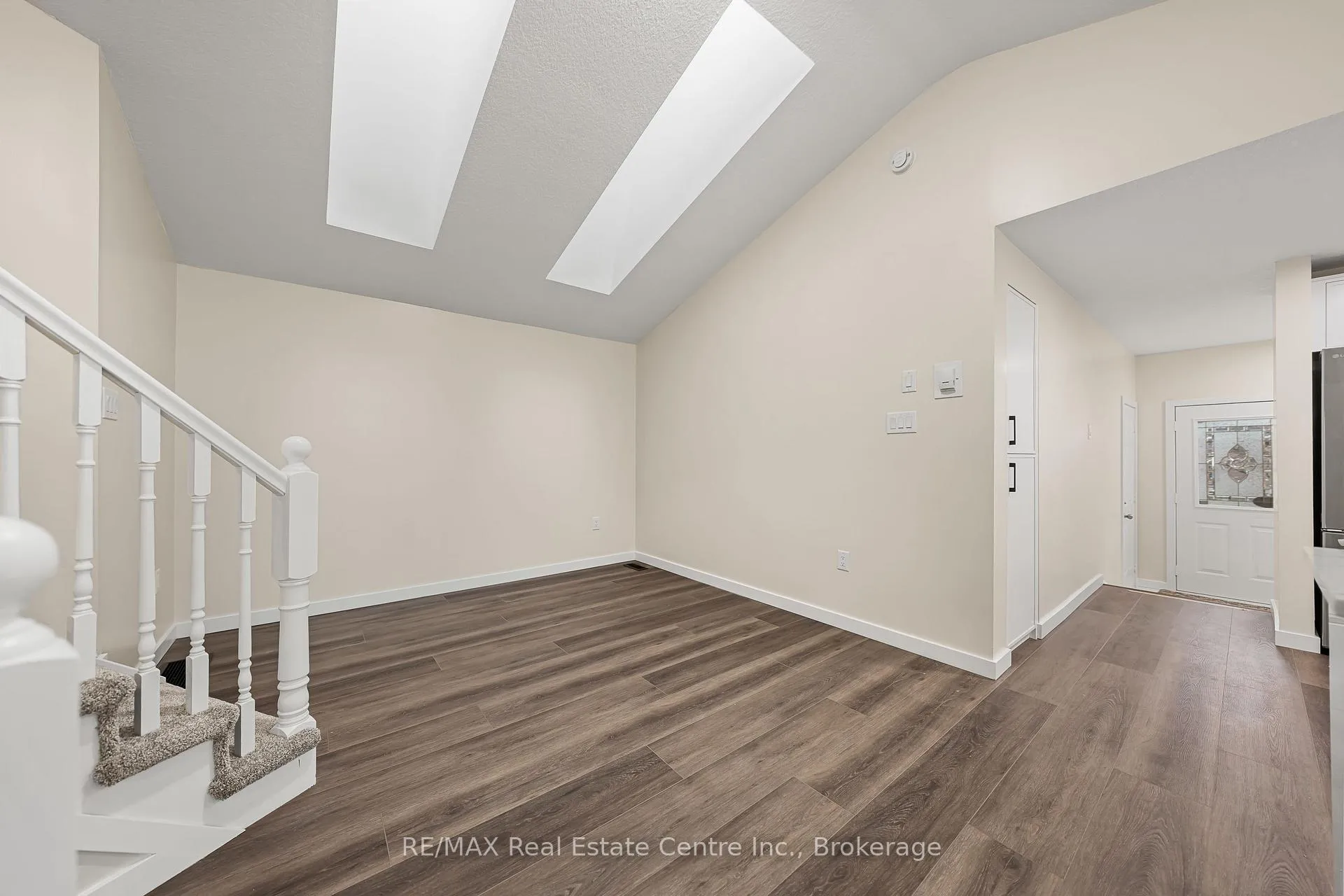 Photo 14 of 716A Karlsfeld Road, Waterloo — HOMEH