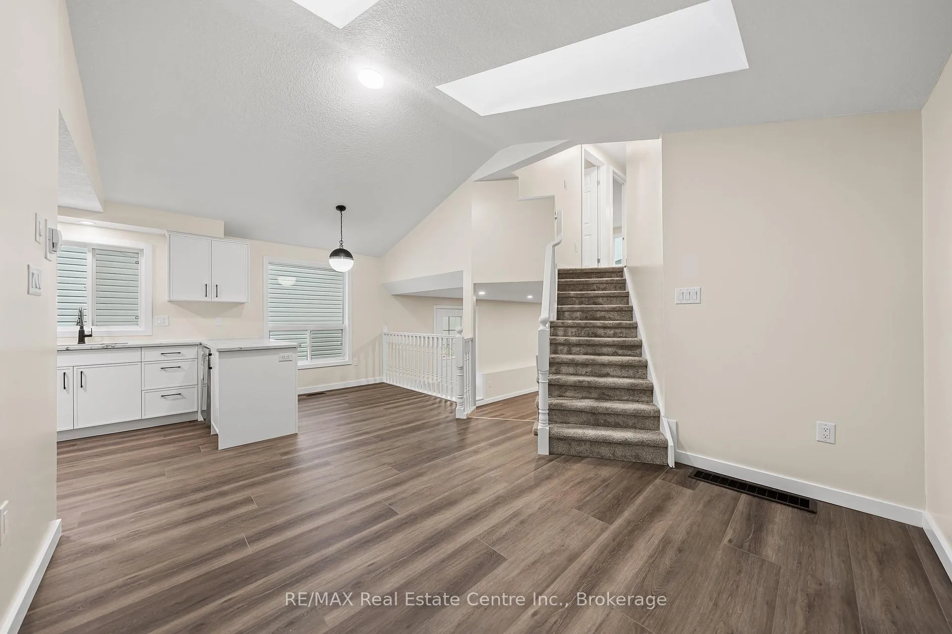 Photo 16 of 716A Karlsfeld Road, Waterloo — HOMEH