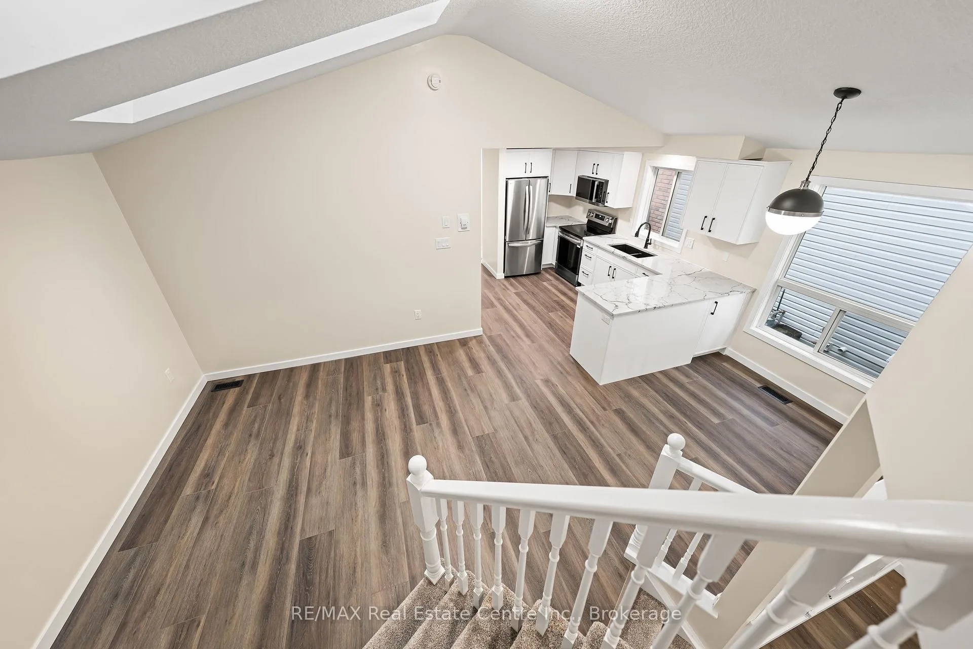 Photo 18 of 716A Karlsfeld Road, Waterloo — HOMEH
