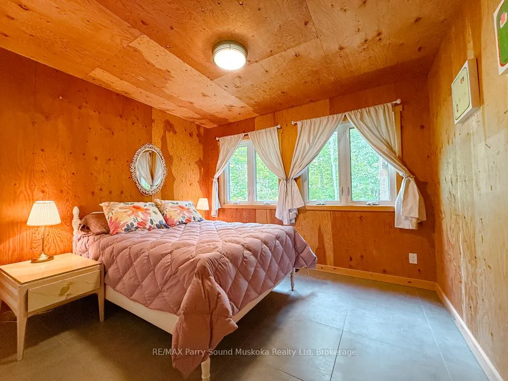 Photo 19 of 71 Crown Retreats Road, Whitestone, Dunchurch — HOMEH