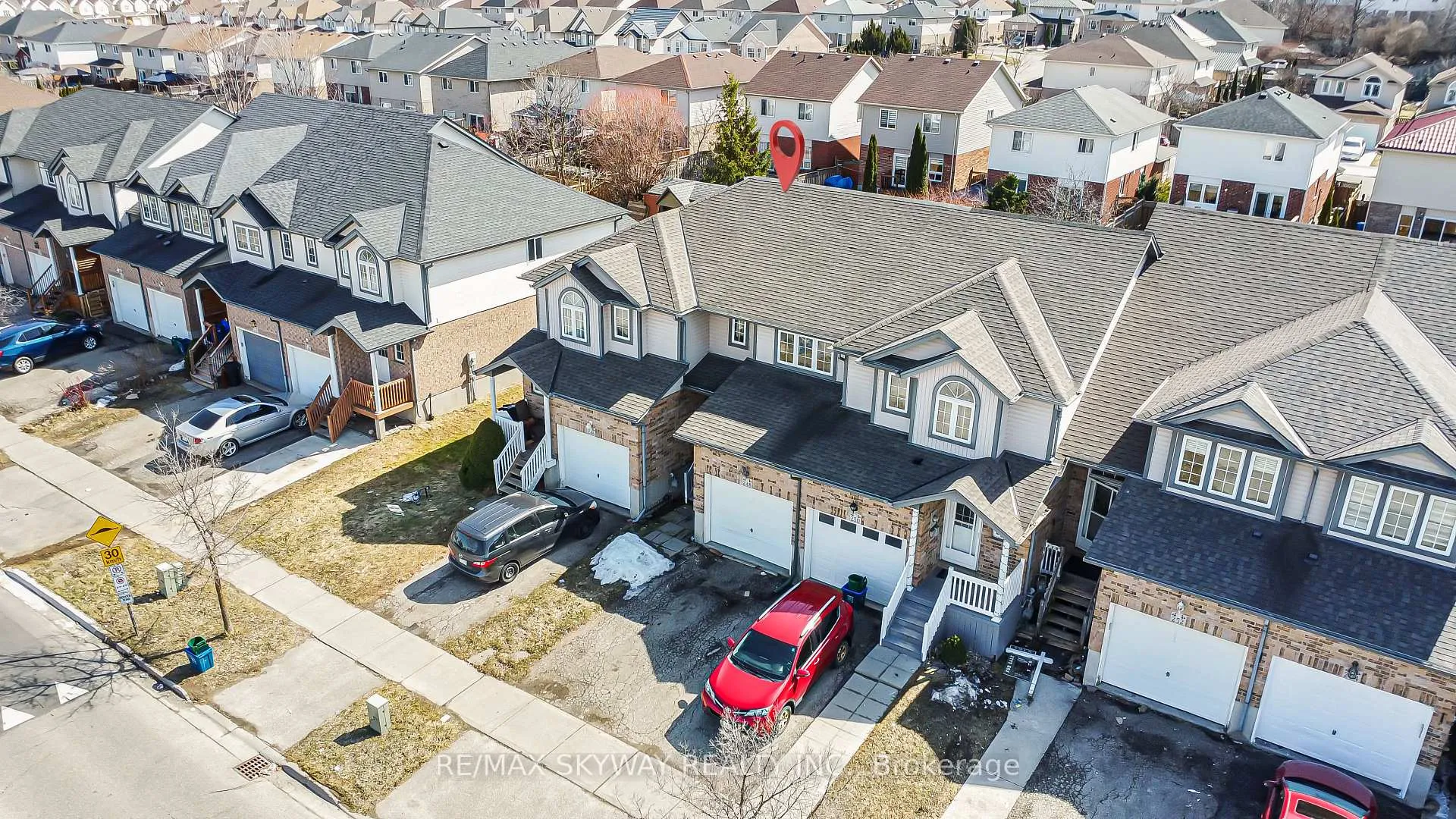 Photo 3 of 248 Activa Avenue, Kitchener, Larentian West — HOMEH