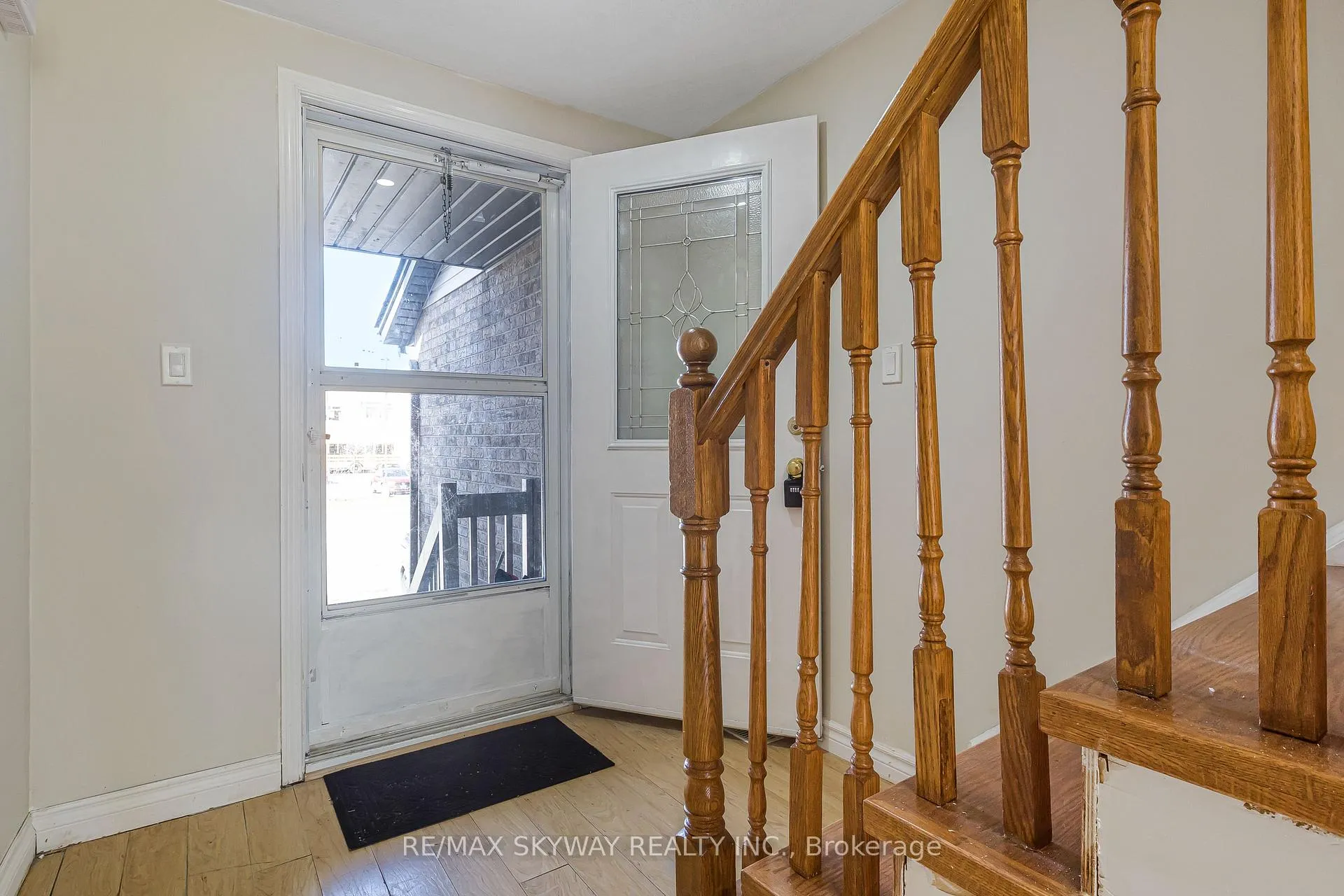 Photo 7 of 248 Activa Avenue, Kitchener, Larentian West — HOMEH