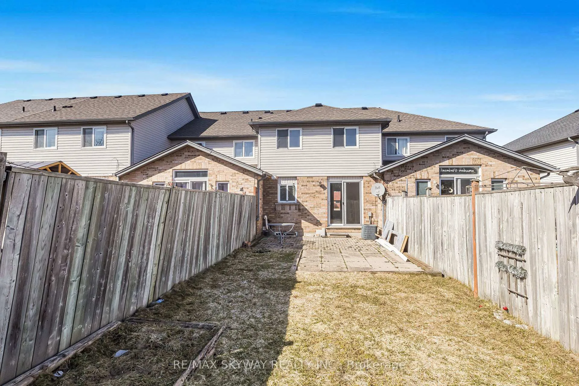 Photo 35 of 248 Activa Avenue, Kitchener, Larentian West — HOMEH