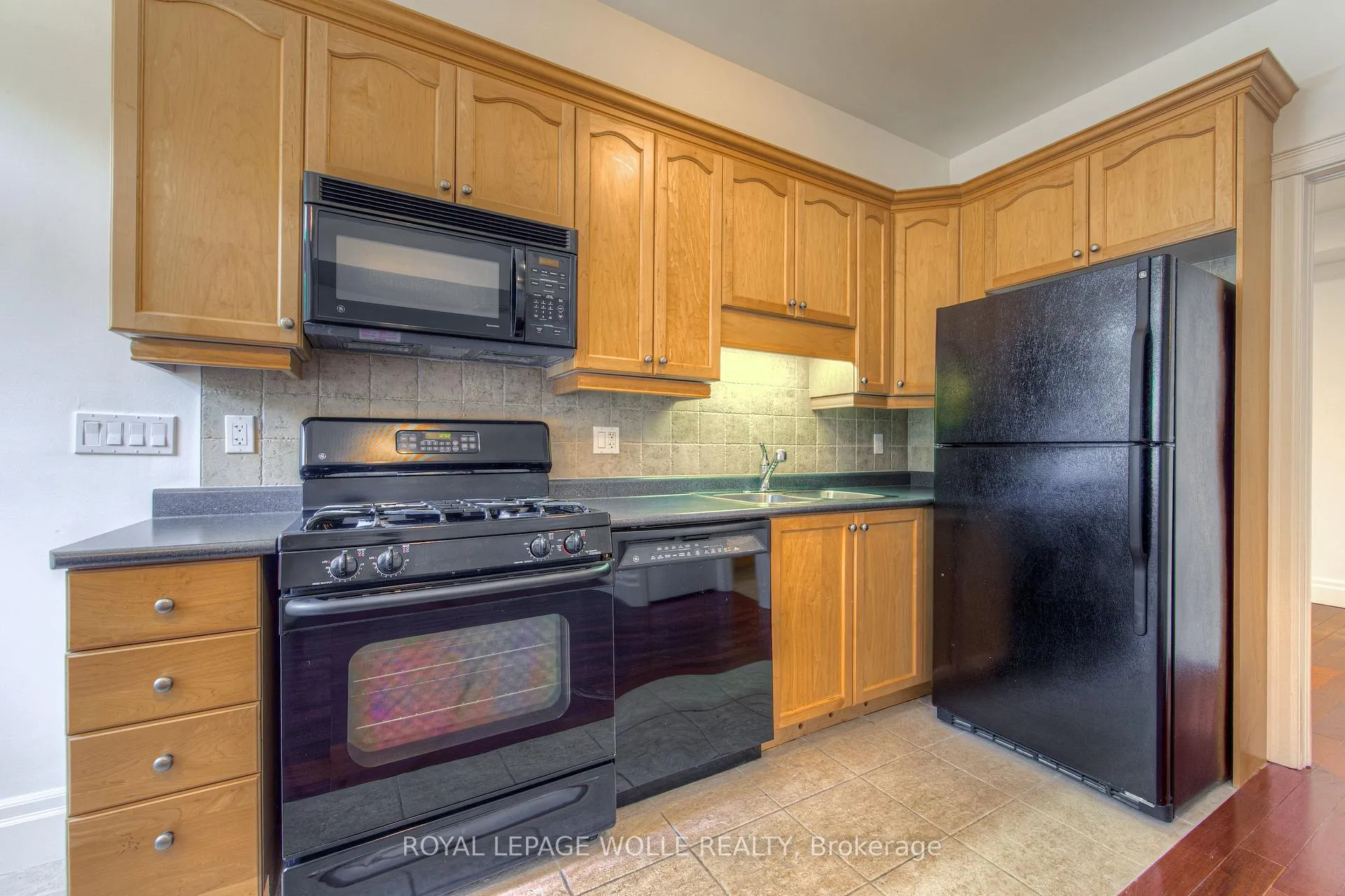 Photo 8 of Unit 109, 555 King Street E, Kitchener — HOMEH