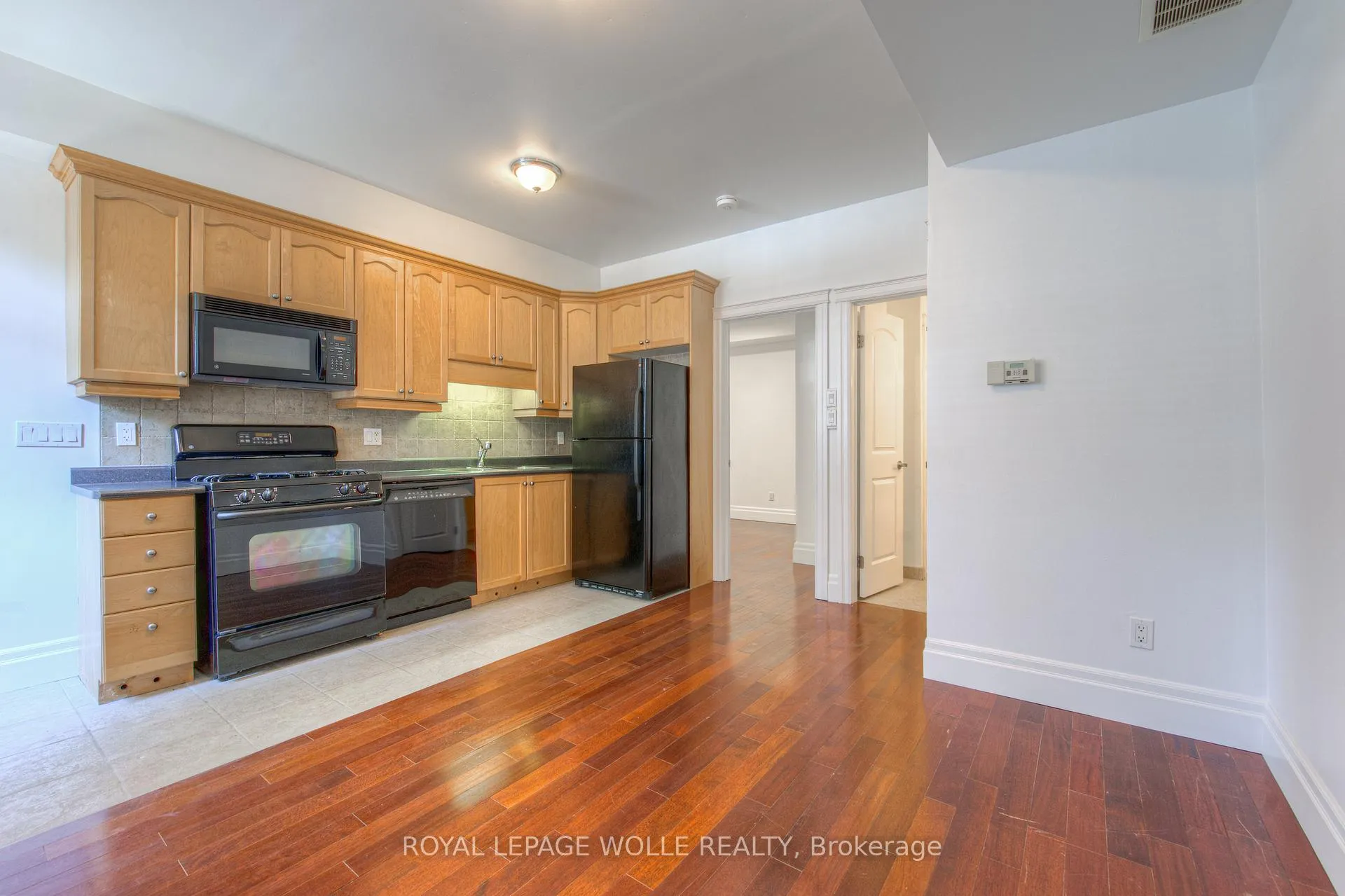 Photo 10 of Unit 109, 555 King Street E, Kitchener — HOMEH