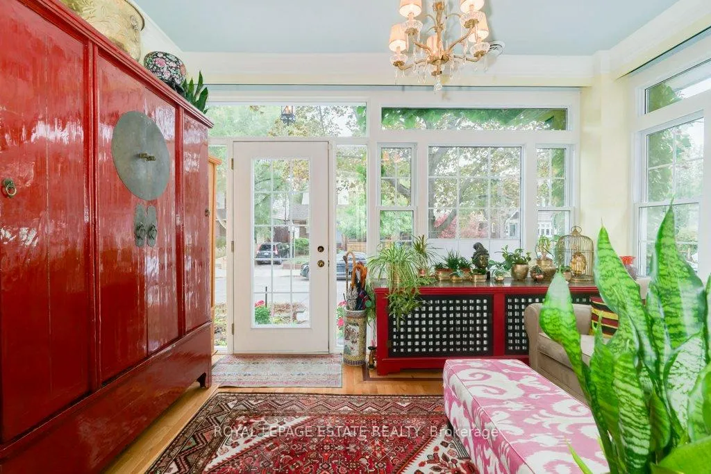 Photo 4 of 314 Scarborough Road, Toronto, East End-Danforth — HOMEH