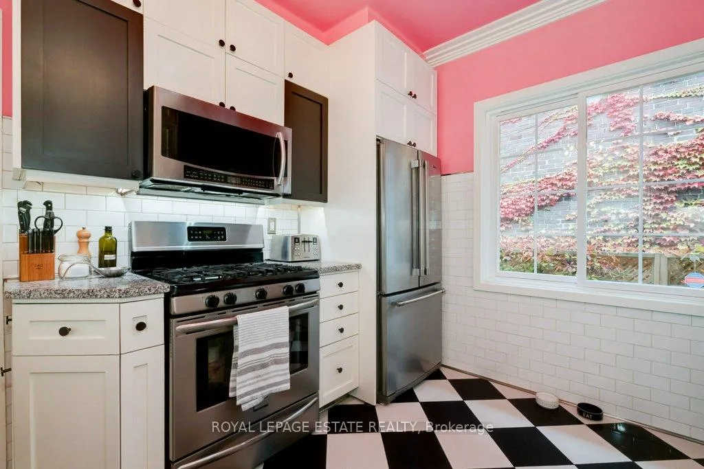 Photo 14 of 314 Scarborough Road, Toronto, East End-Danforth — HOMEH