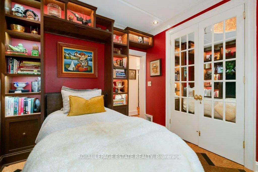 Photo 17 of 314 Scarborough Road, Toronto, East End-Danforth — HOMEH